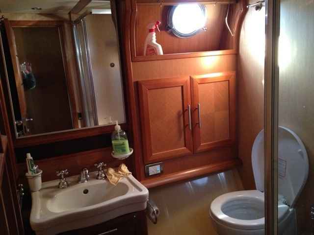 Motorboot Mochi Craft Dolphin 54 Sun Top