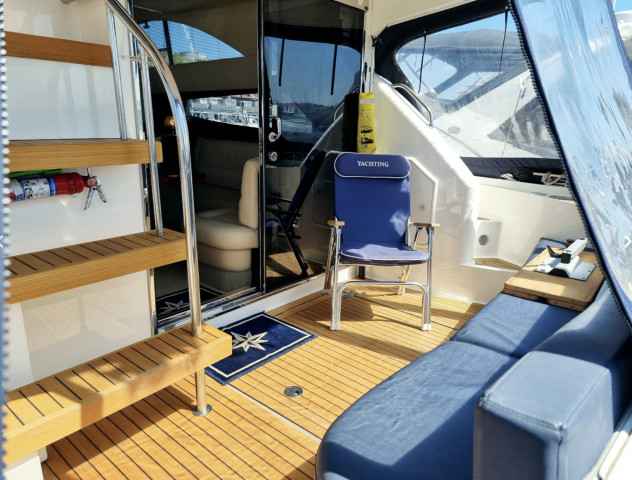 Motorboot Fairline (GB) Phantom 40 Fly