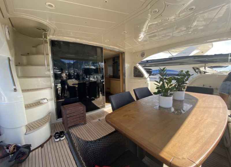 Motorboot Dominator 680 Fly