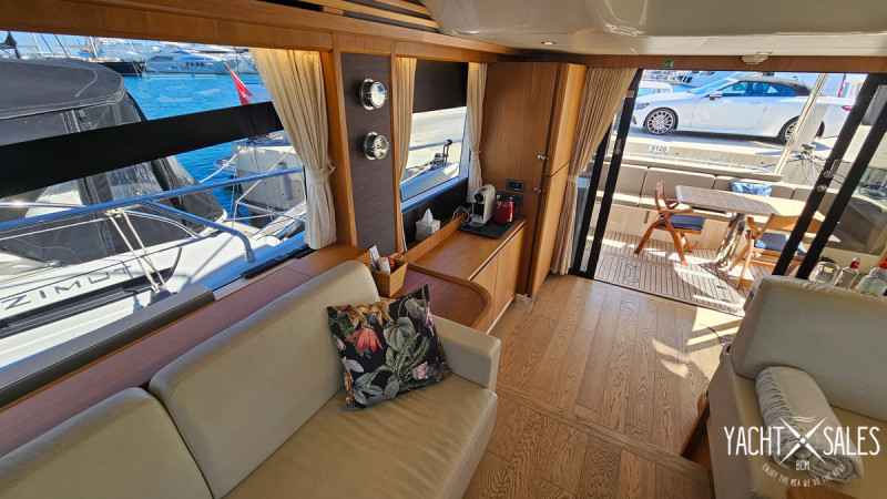 Motorboot Absolute 52 Fly
