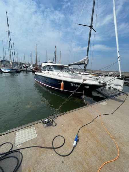 Motorboot Absolute 52 Fly