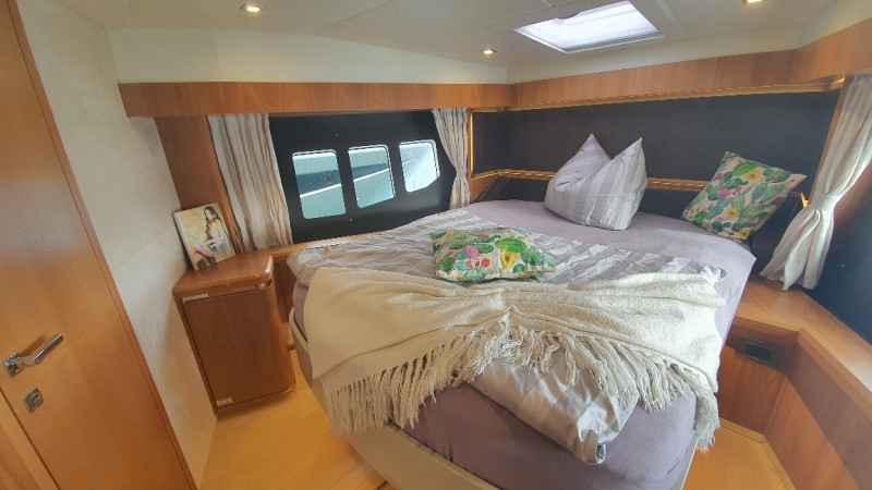 Motorboot Absolute 52 Fly