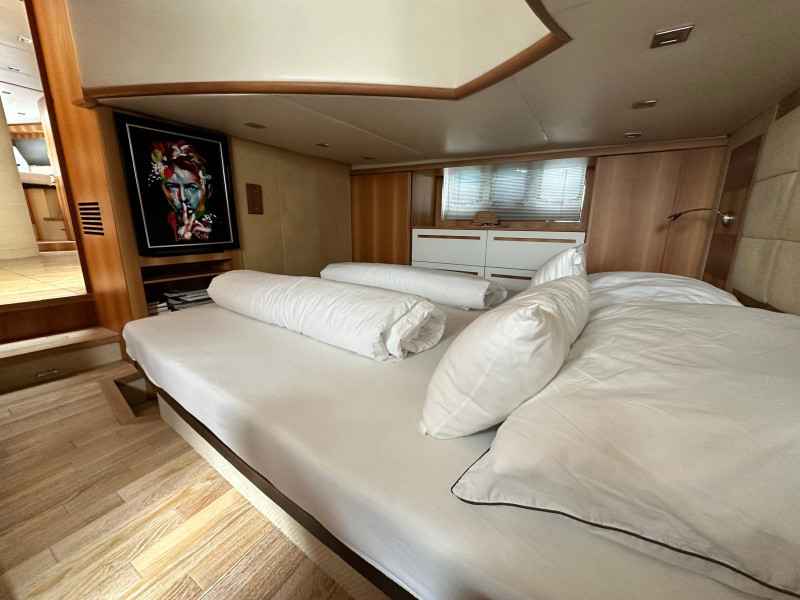 Motorboot Absolute 56 HT