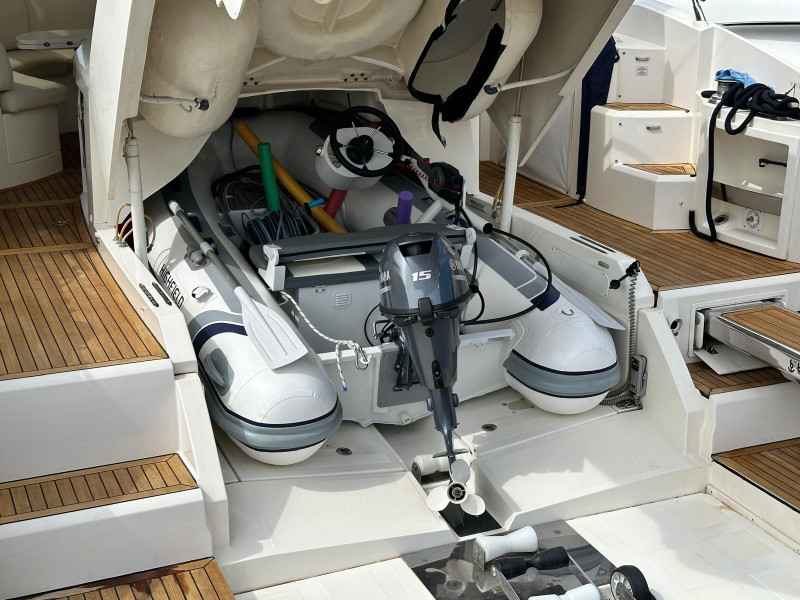 Motorboot Absolute 56 HT
