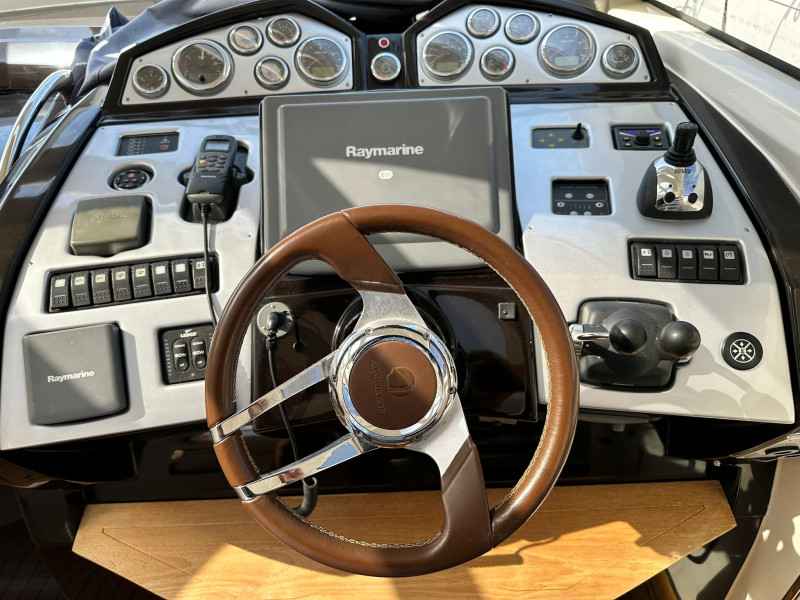 Motorboot Absolute 56 HT