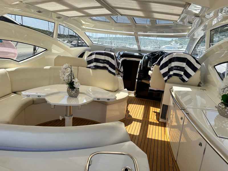 Motorboot Absolute 56 HT