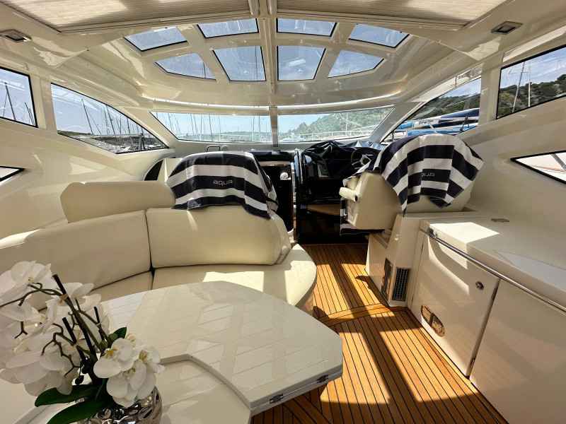 Motorboot Absolute 56 HT