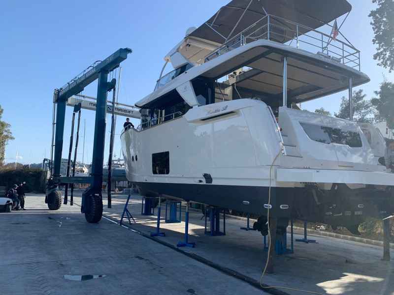 Motorboot Absolute 58 Fly