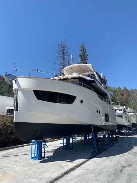Motorboot Absolute 58 Fly