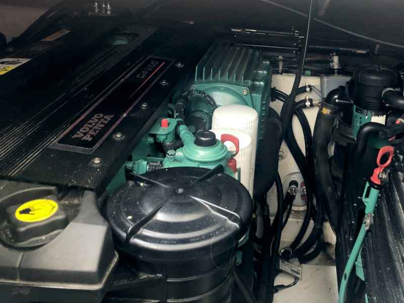 Motorboot Beneteau Monte Carlo 37 Sports Cruiser