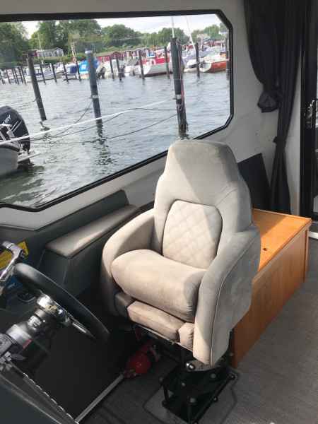 Motorboot Buster Boats Phantom