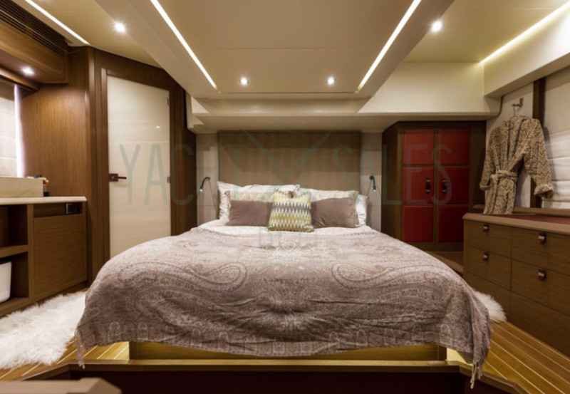 Motorboot Beneteau Monte Carlo 6S