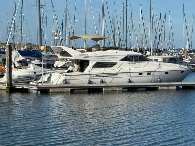 Motorboot Fairline Targa 34