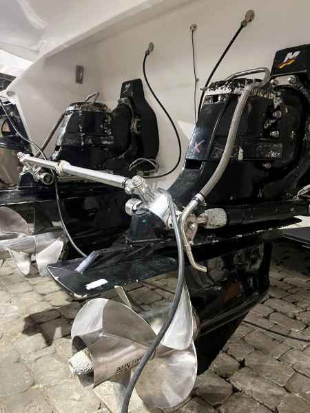 Motorboot Cobalt Boats (US) 360 Performance Cruiser
