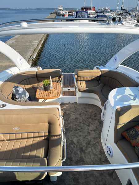 Motorboot Cobalt Boats (US) 360 Performance Cruiser