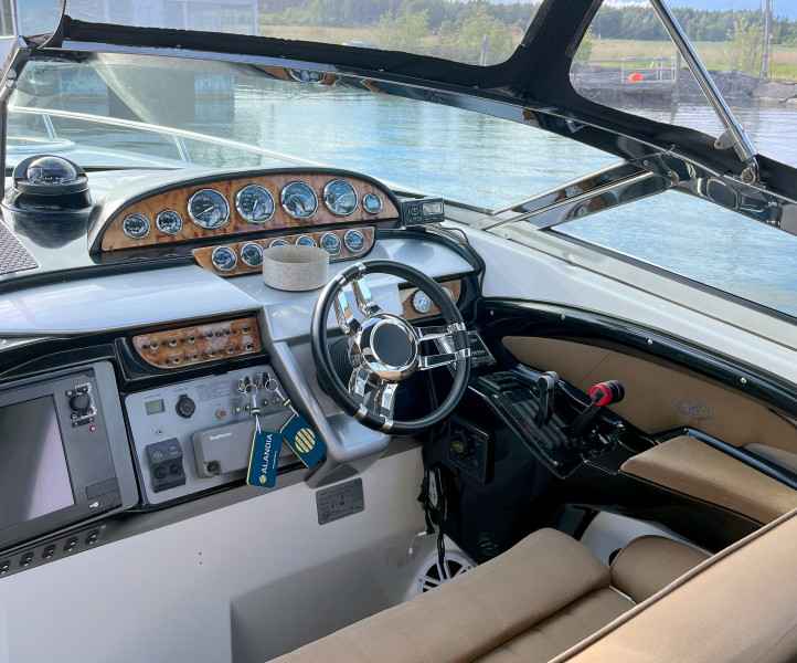 Motorboot Cobalt Boats (US) 360 Performance Cruiser