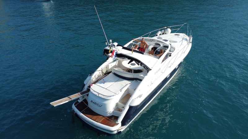 Motorboot Fairline Targa 43