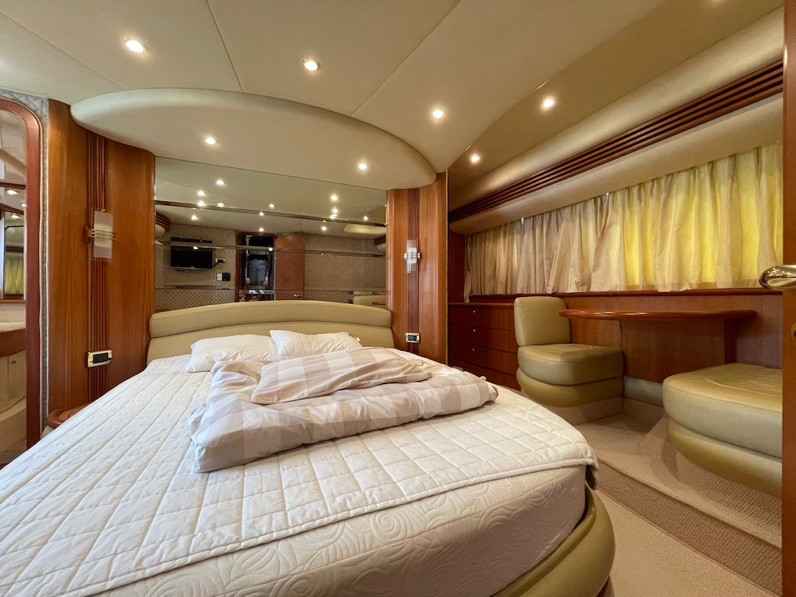 Motorboot Azimut 68 Evo