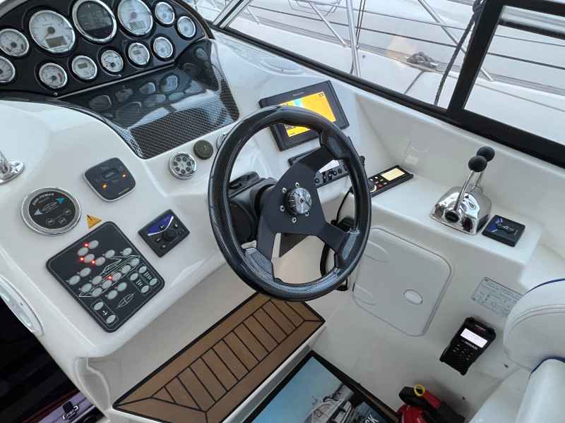 Motorboot Bavaria 35 HT