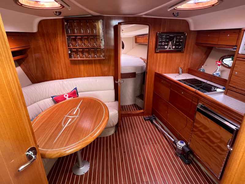 Motorboot Bavaria 35 HT