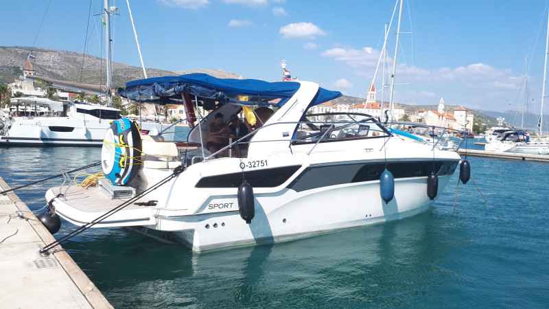 Motorboot Bavaria 36 Sport Open