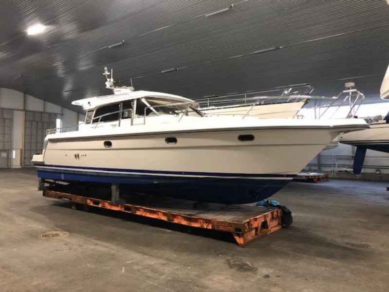 Motorboot Nimbus 42 Nova Coupe