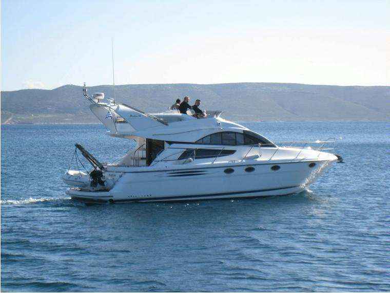 Motorboot Nimbus 42 Nova Coupe
