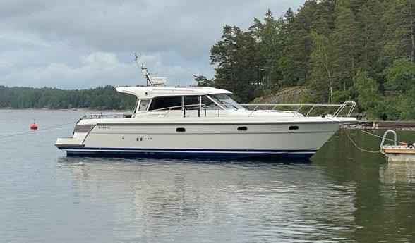 Motorboot Nimbus 42 Nova Coupe