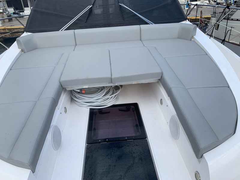 Motorboot Sunseeker Manhattan 52 FLY