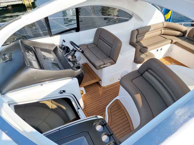 Motorboot Sunseeker Portofino 47 HT