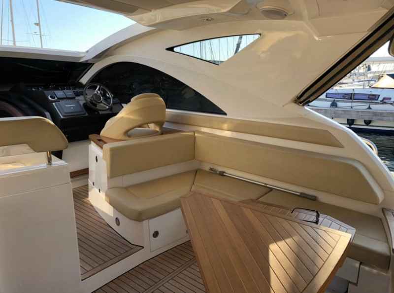 Motorboot Fairline Targa 44 GT
