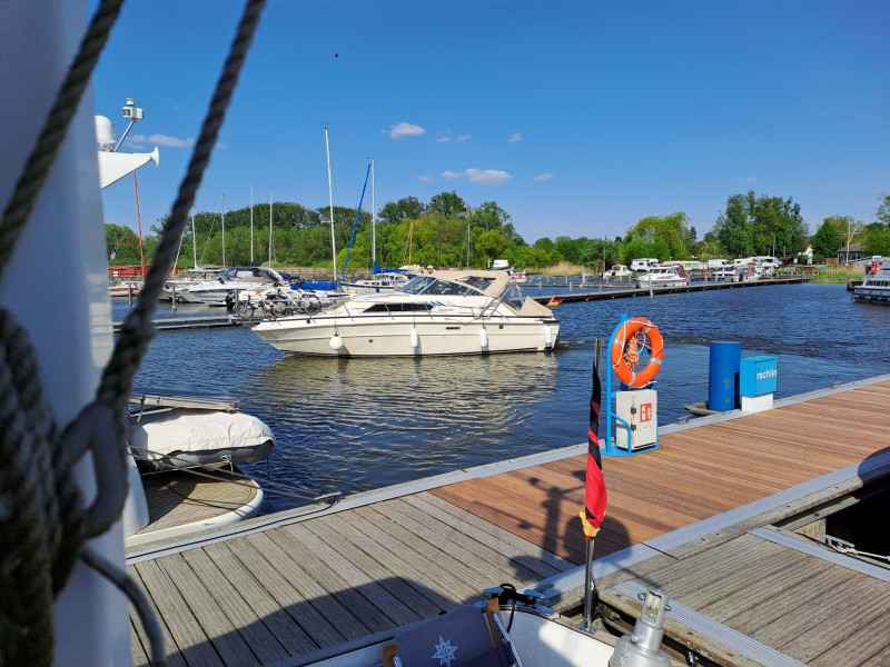 Motorboot Sea Ray 300 Express Cruiser