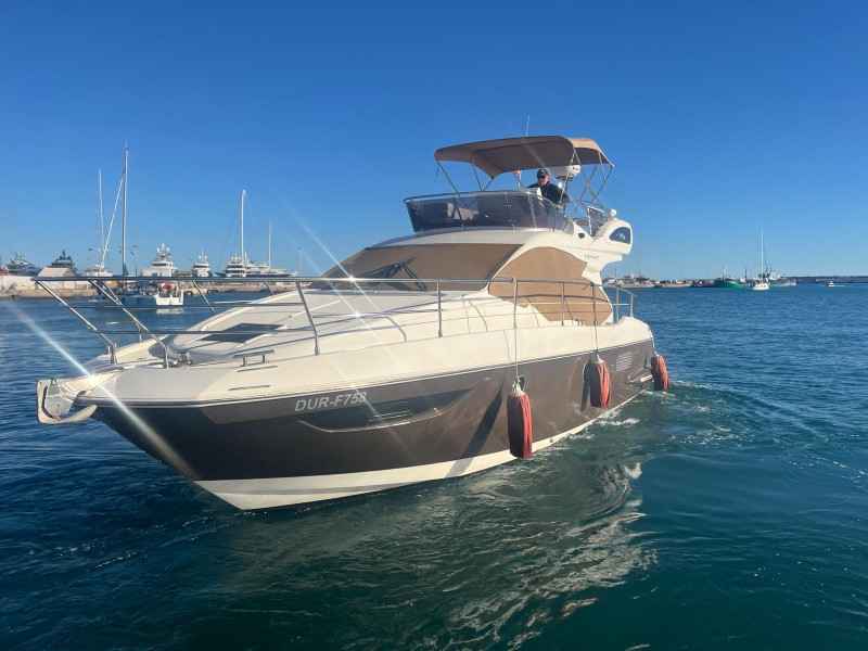 Motorboot Azimut 38 Fly