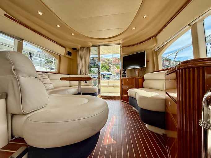 Motorboot Azimut 42 Fly