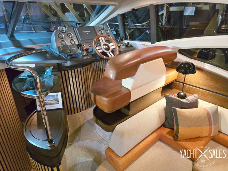 Motorboot Azimut 43S
