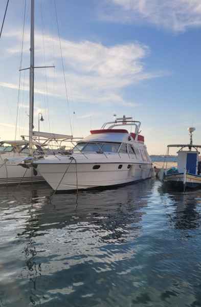 Motorboot Fairline 41 Fly