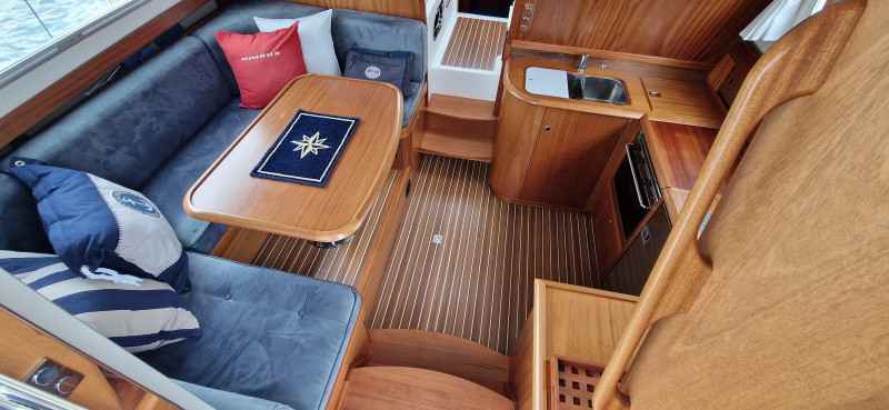 Motorboot Nimbus 380 Commander