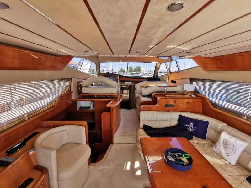 Motorboot Ferretti 530 Fly