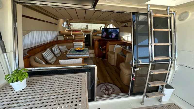 Motorboot Ferretti 57 Fly