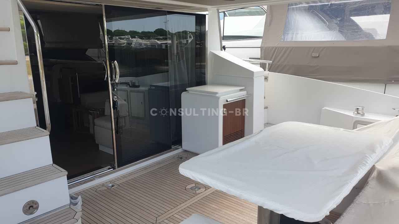 Motorboot Azimut 66 Fly