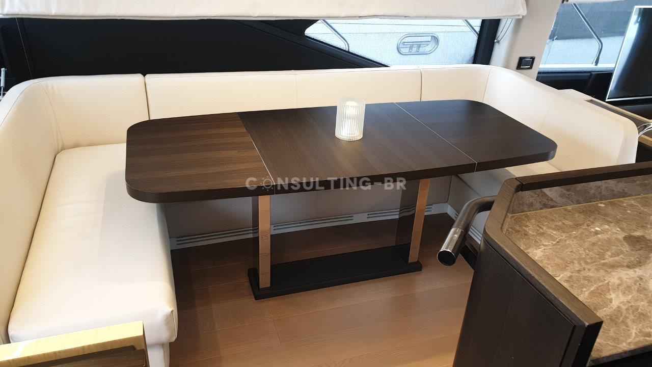 Motorboot Azimut 66 Fly