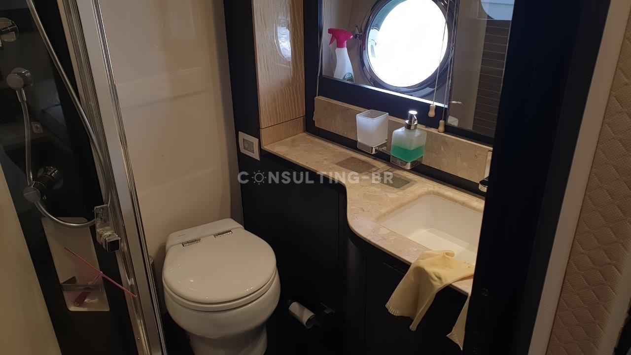 Motorboot Azimut 66 Fly