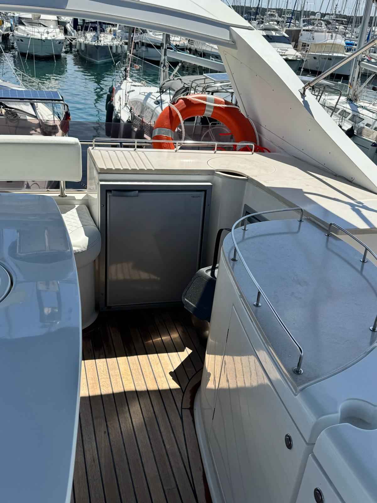 Motorboot Galeon 530 Fly