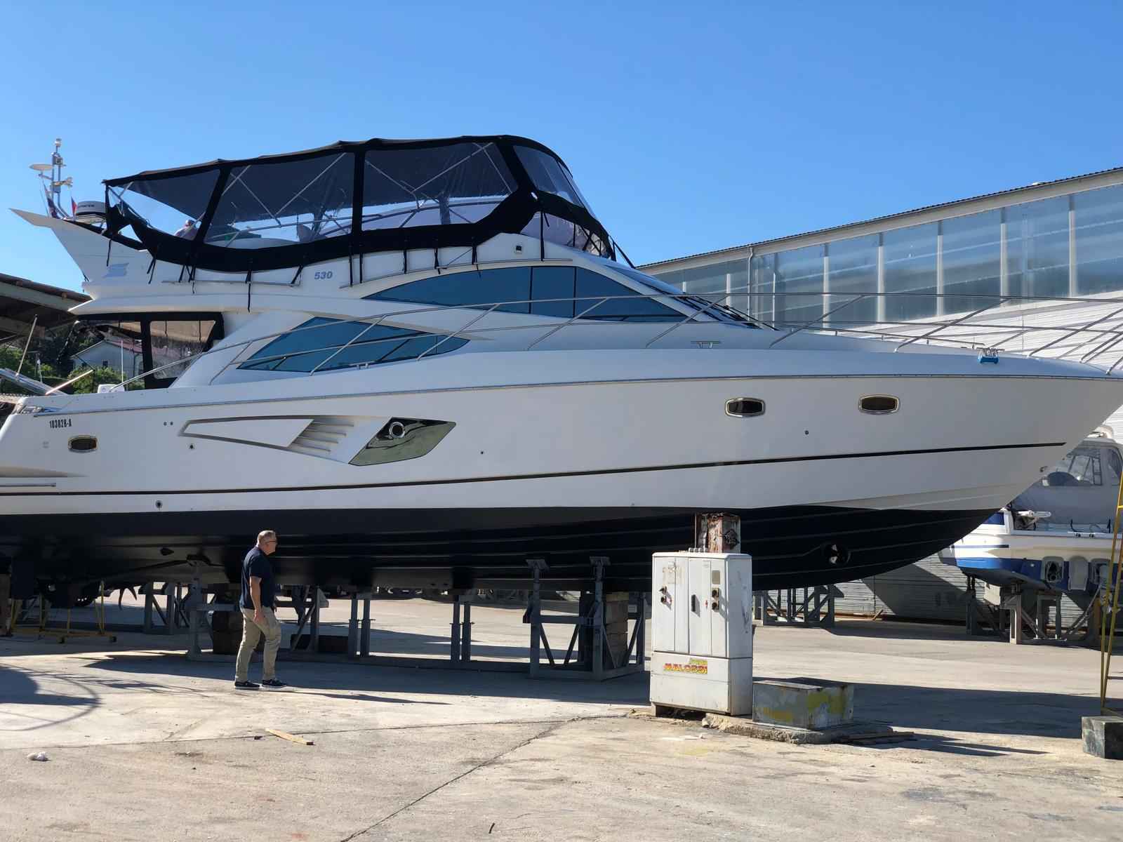 Motorboot Galeon 530 Fly