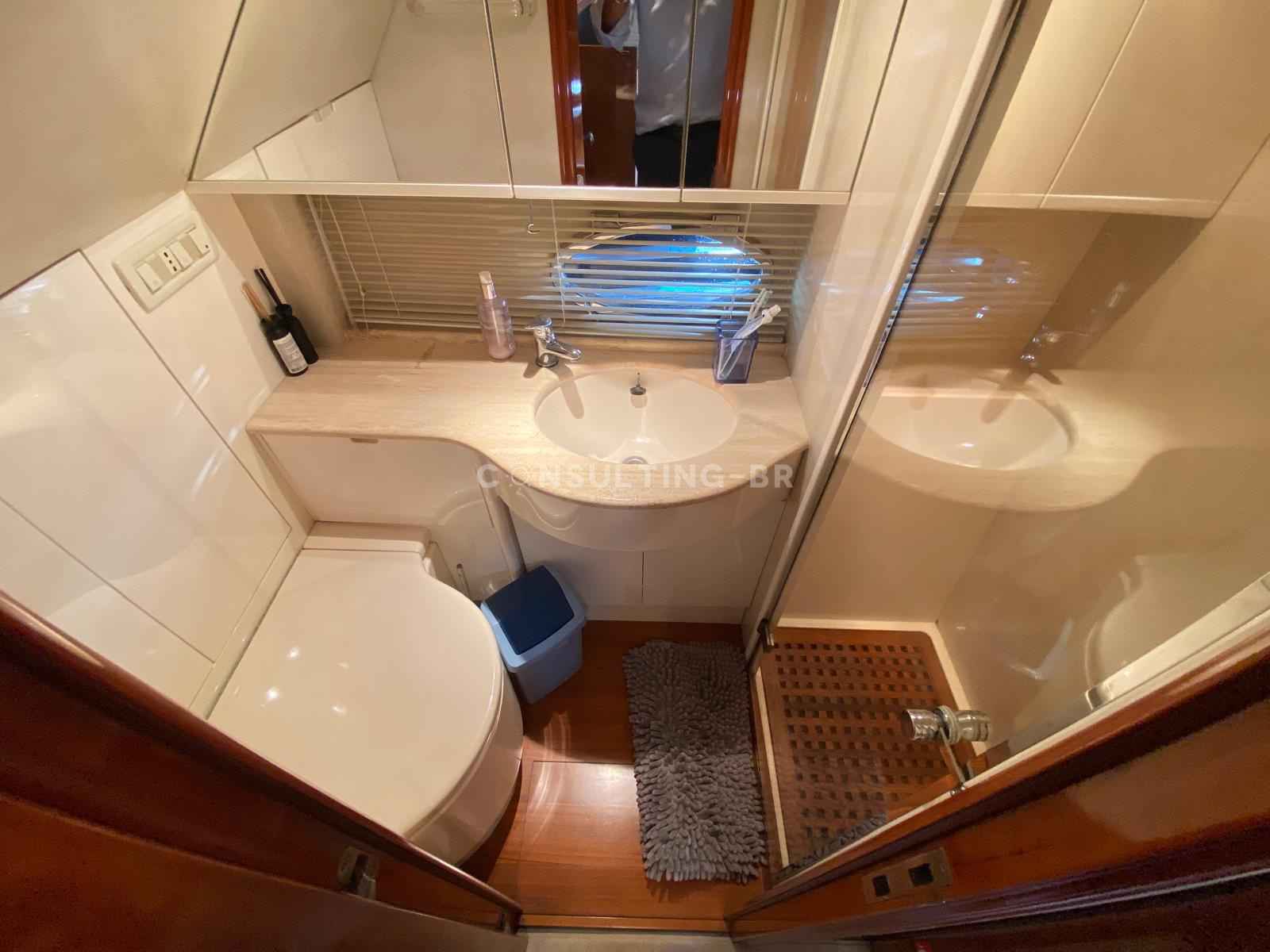 Motorboot Pershing 54