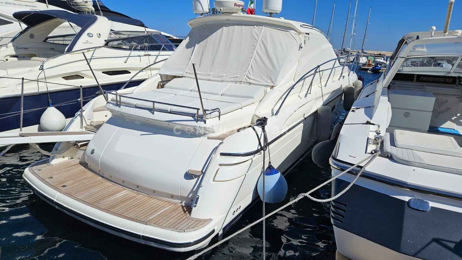 Motorboot Princess V 48 HT