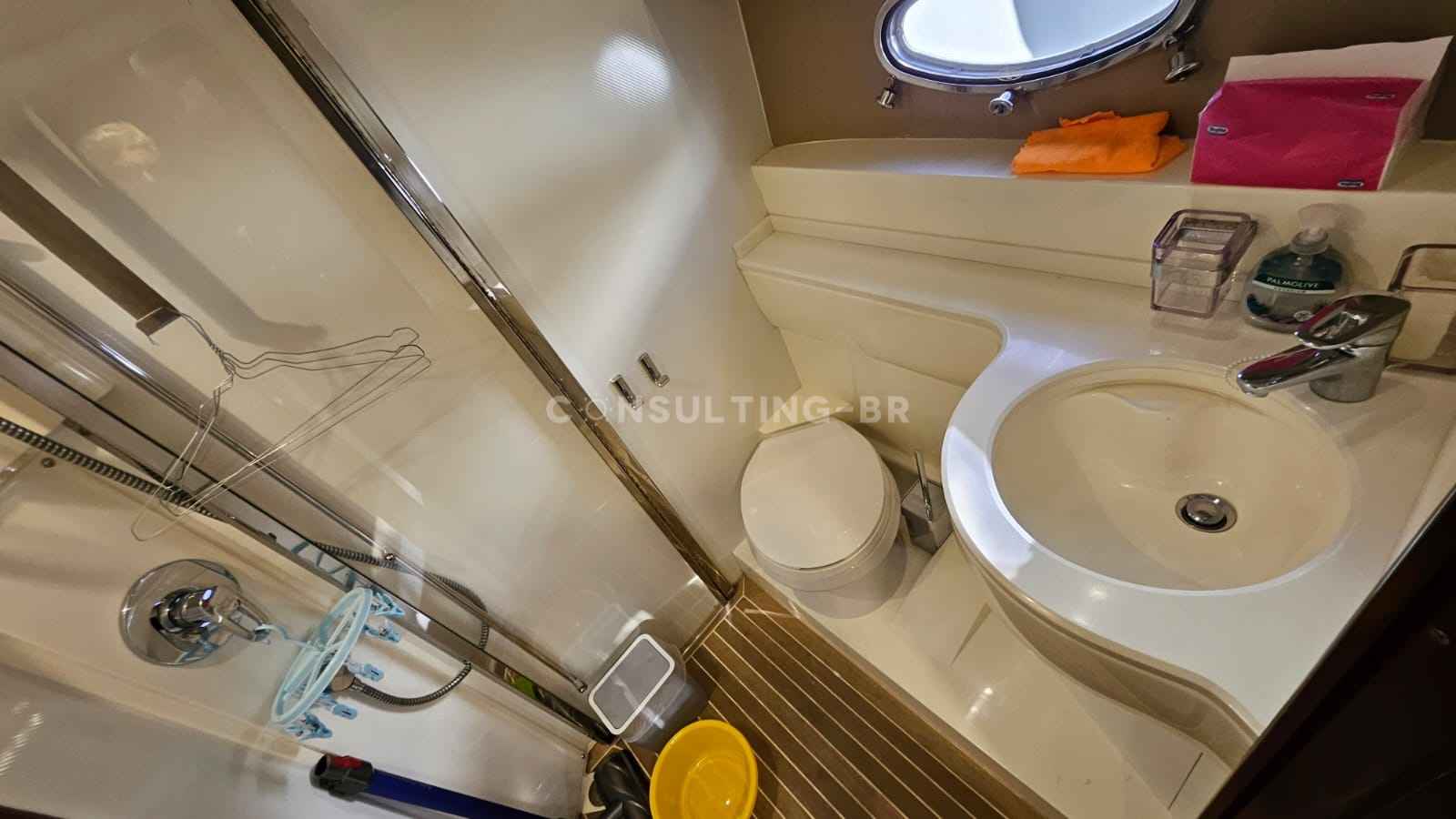 Motorboot Princess V 48 HT