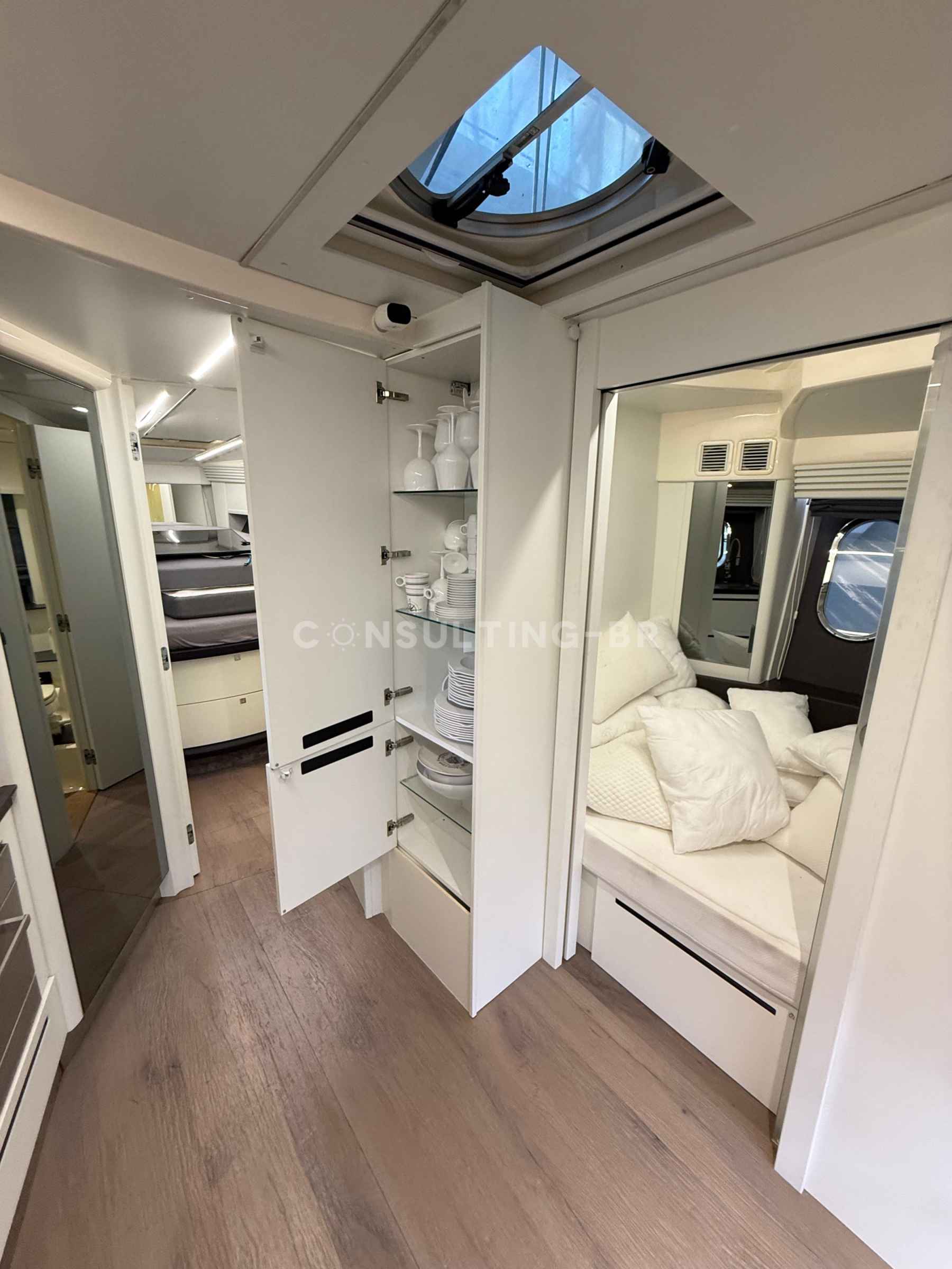Motorboot Absolute 47 HT