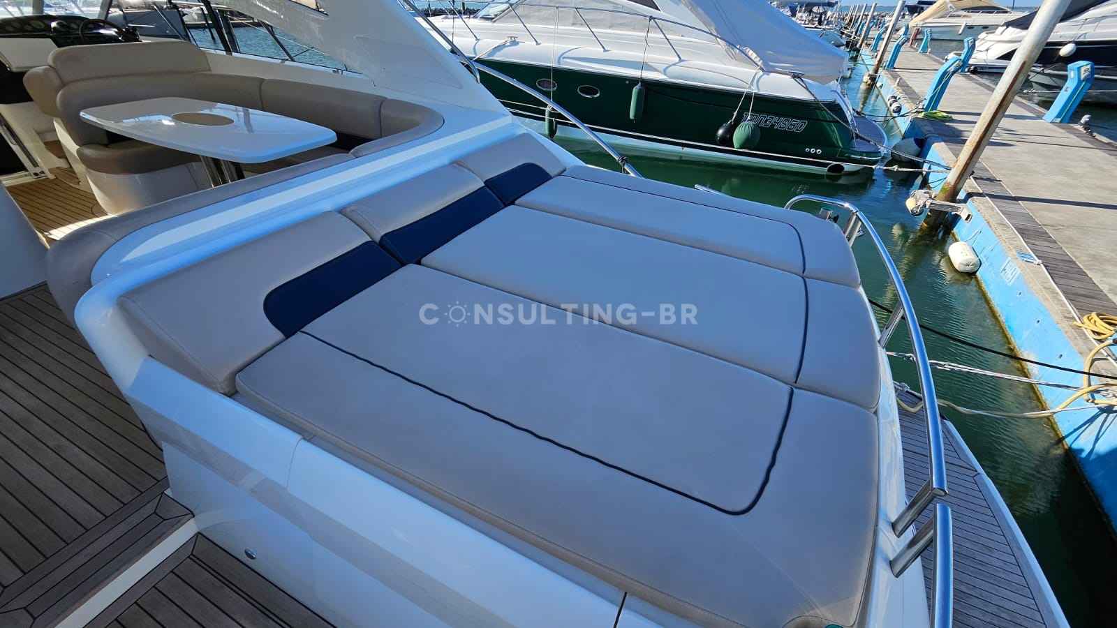 Motorboot Princess V48 HT