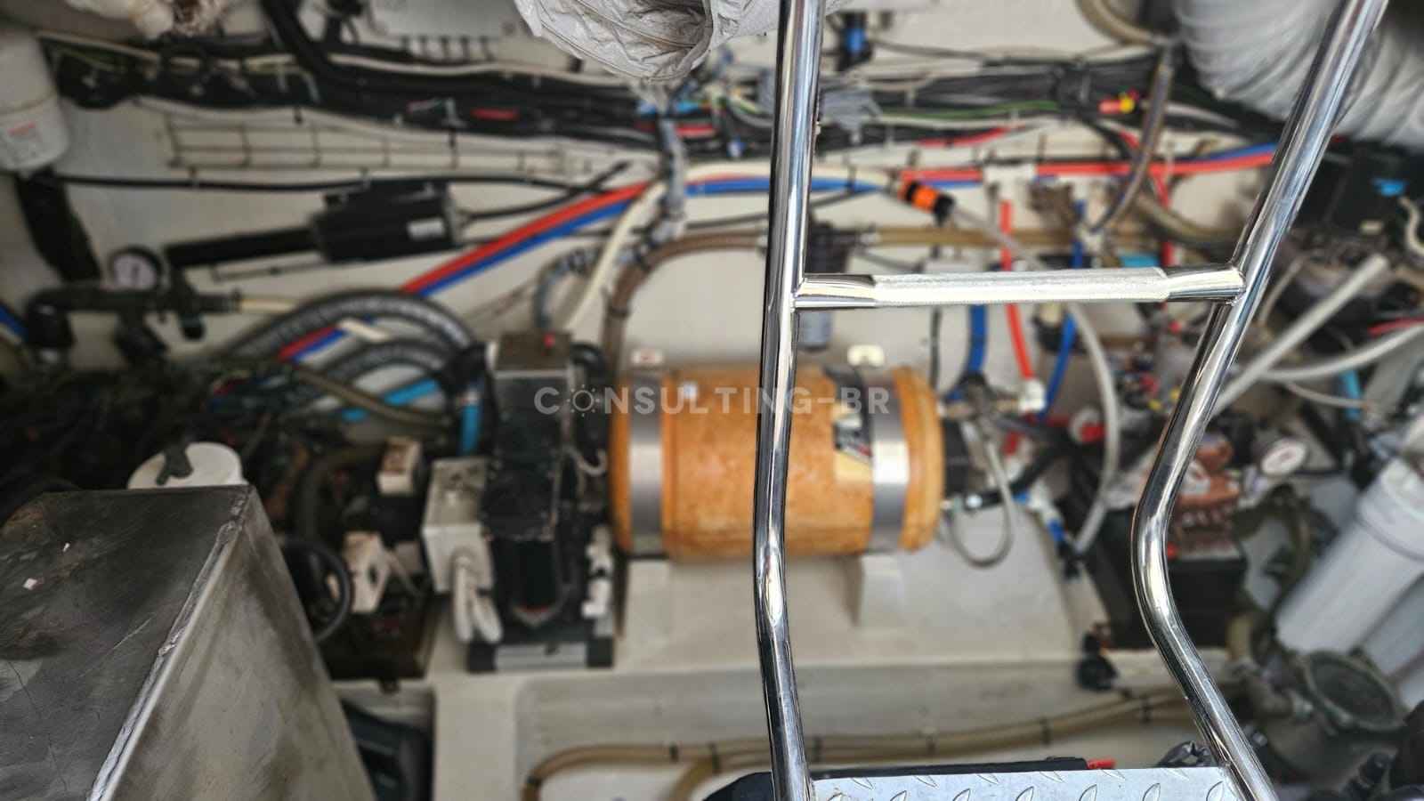 Motorboot Bavaria 39 HT Sport